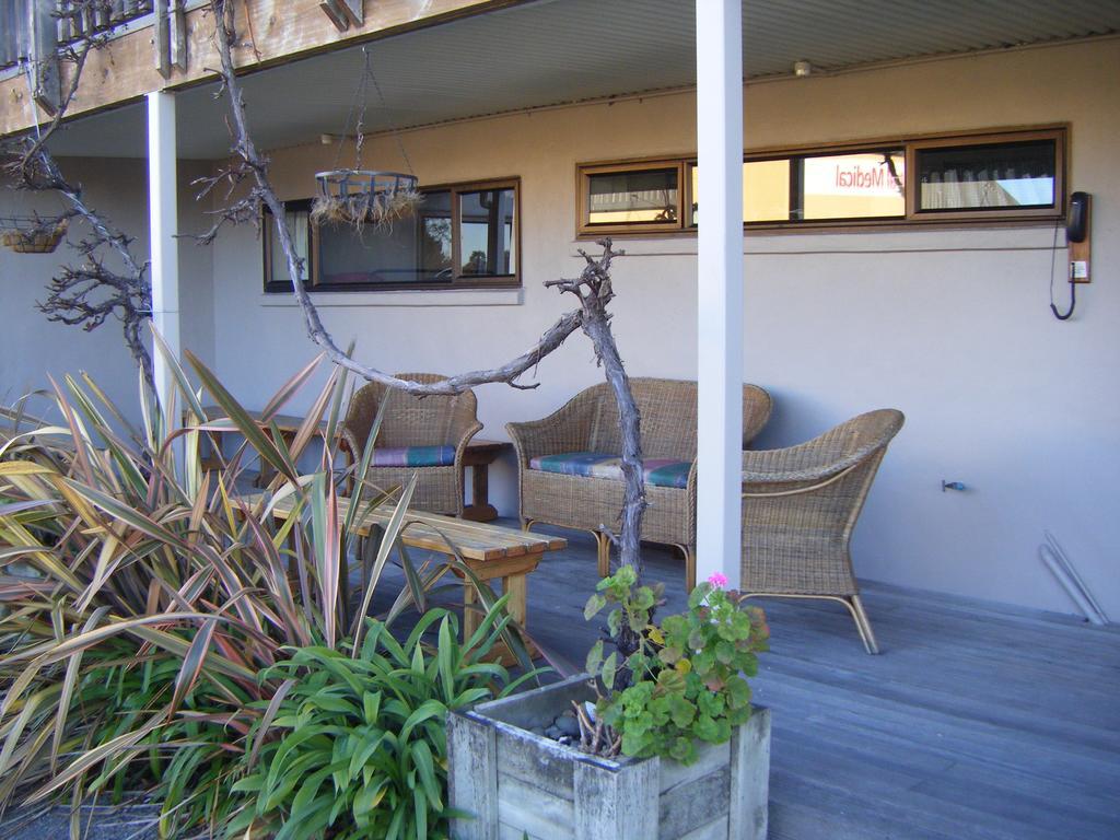 Hat Trick Lodge Motueka Esterno foto