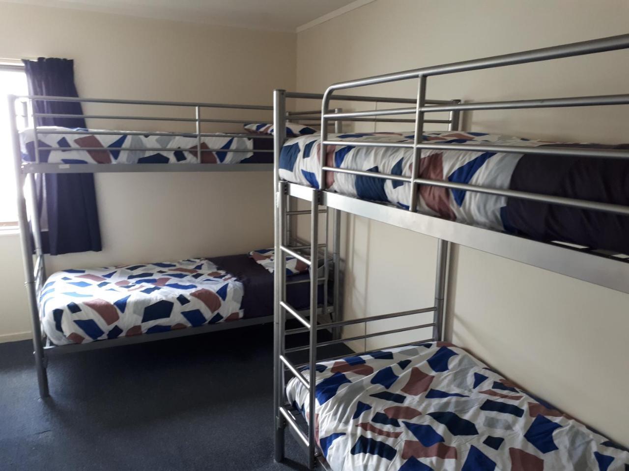 Hat Trick Lodge Motueka Esterno foto
