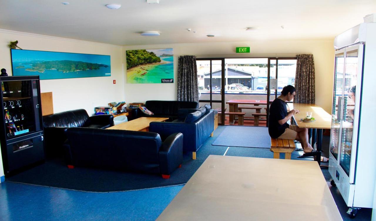 Hat Trick Lodge Motueka Esterno foto