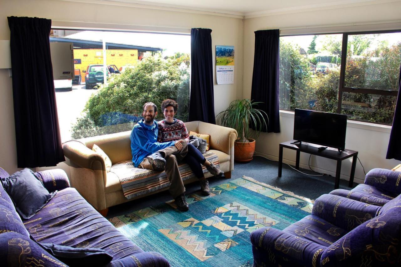 Hat Trick Lodge Motueka Esterno foto